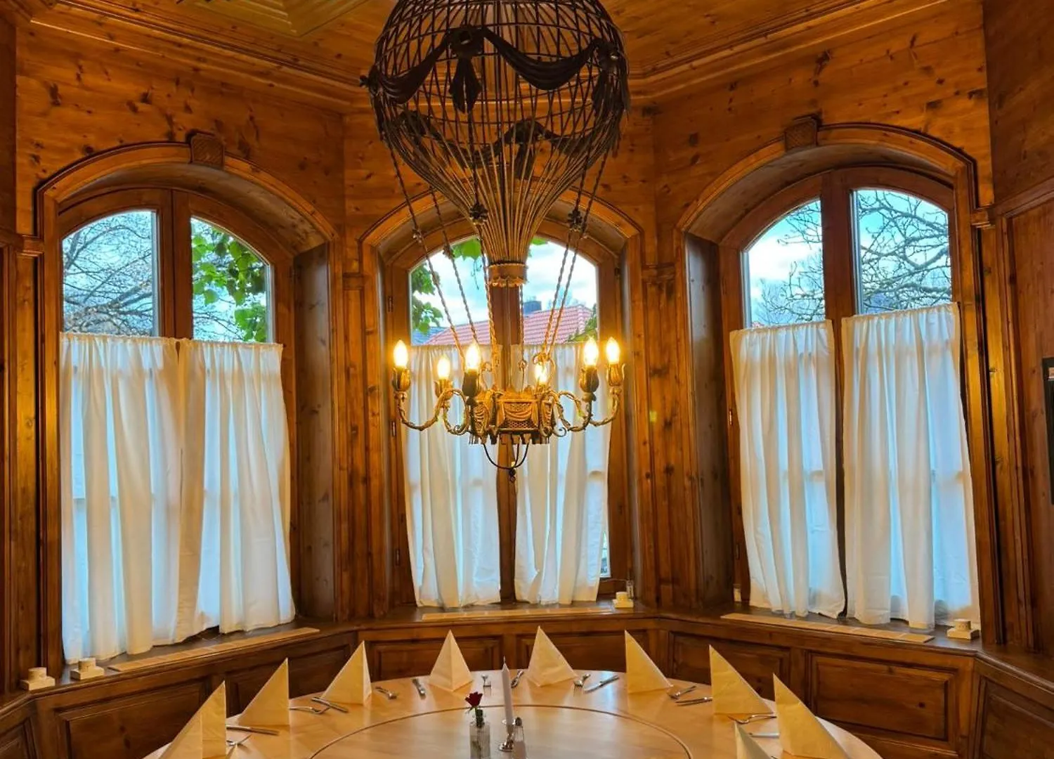 Eichen Schloessl Hotel Munich