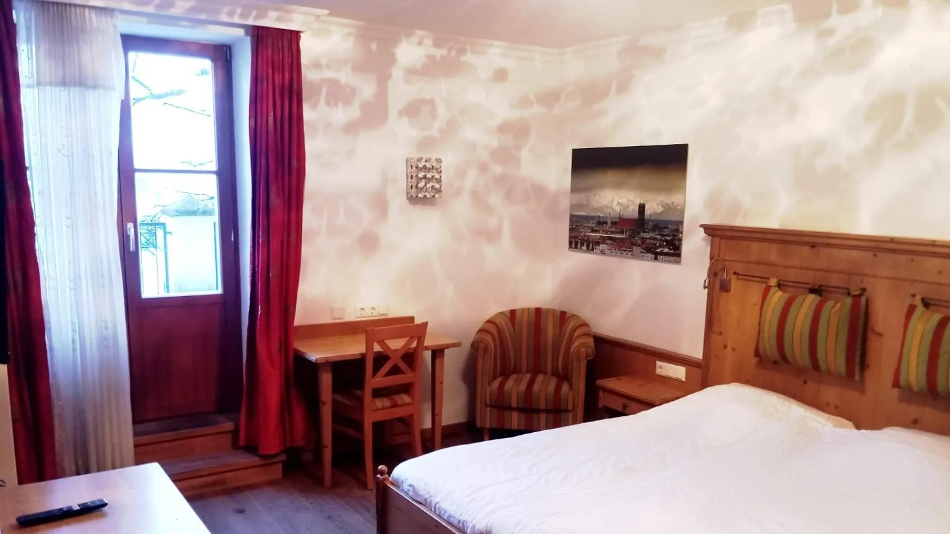Eichen Schloessl Hotel Munich