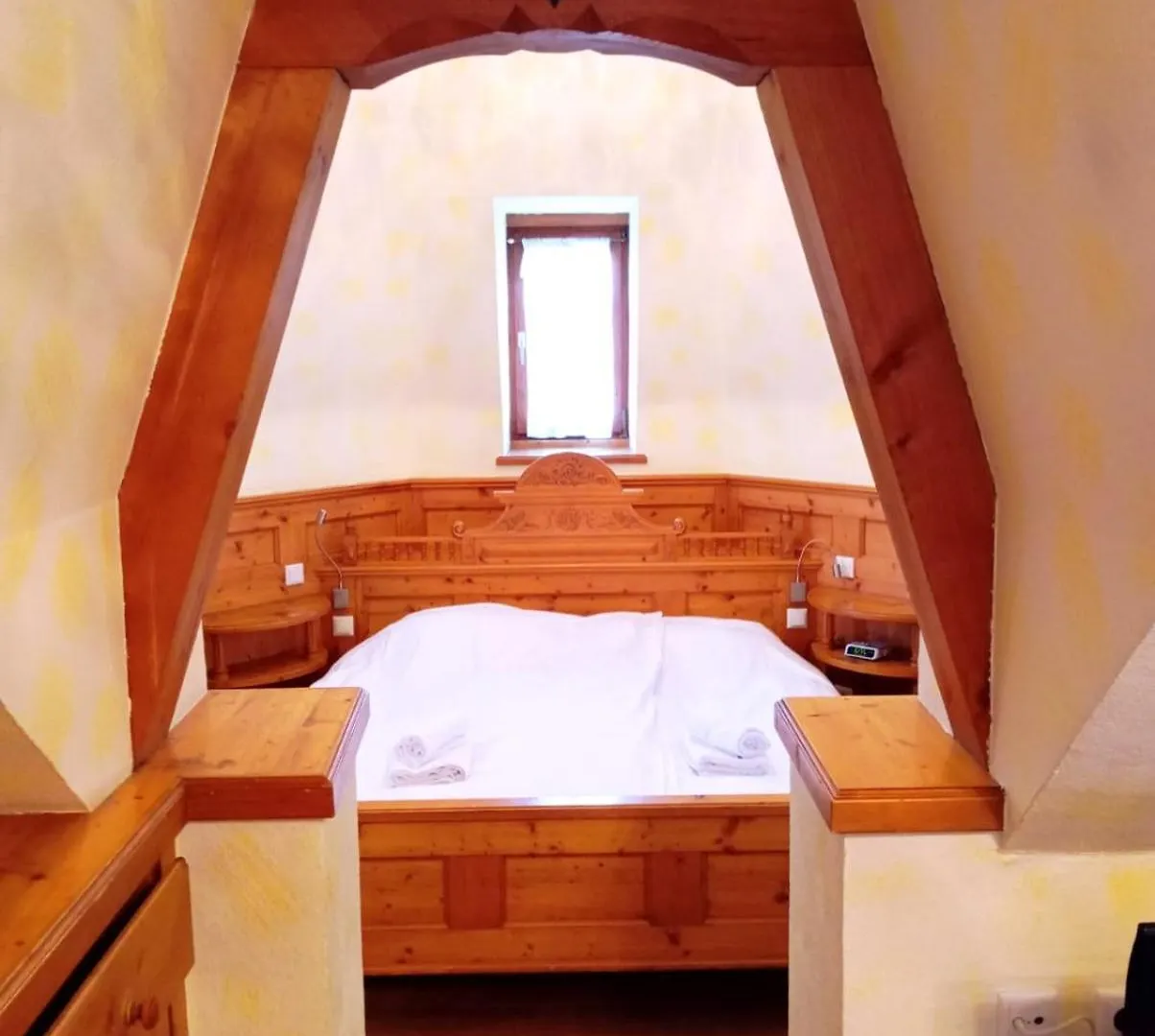 Eichen Schloessl Hotel Munich Germany